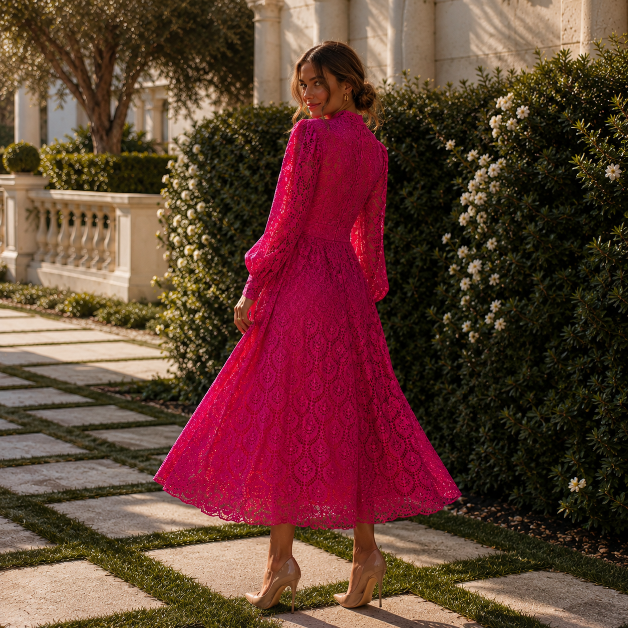 Chiara Abito in Pizzo Elegante