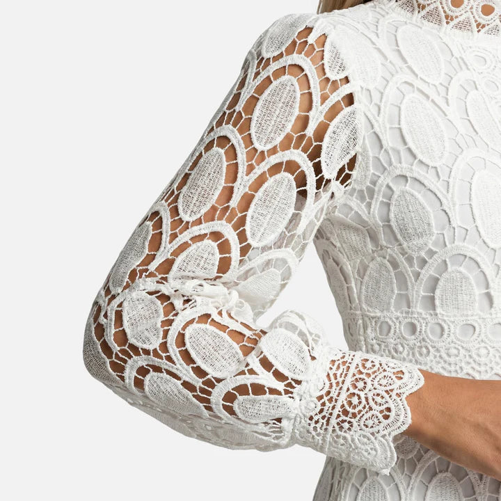 Chiara Abito in Pizzo Elegante