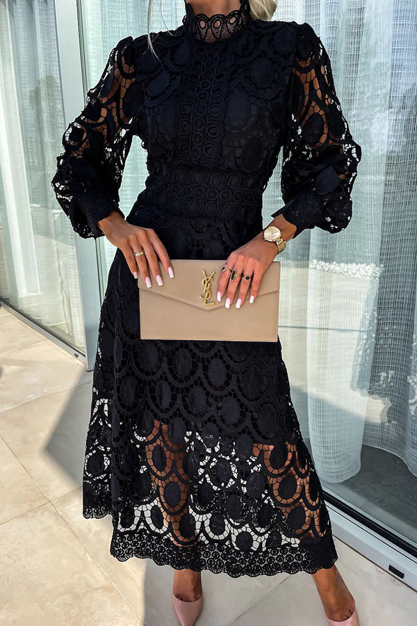 Chiara Abito in Pizzo Elegante