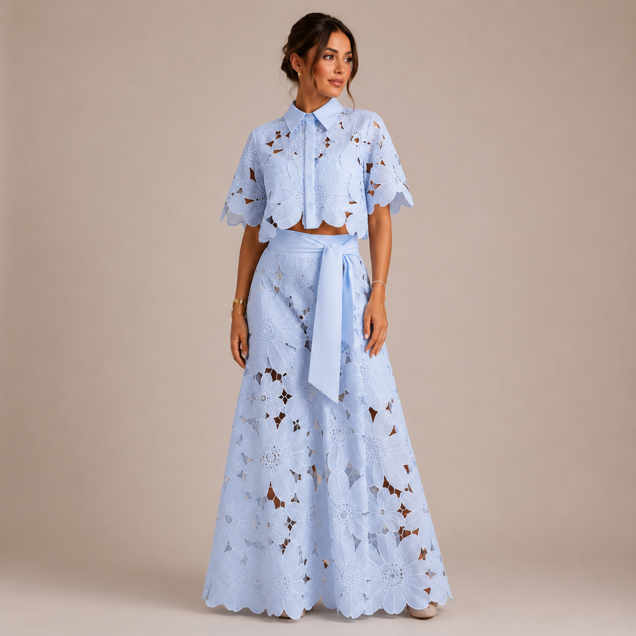 Chiara Completo Elegante in Pizzo Estivo