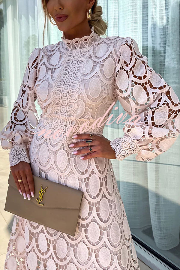 Chiara Abito in Pizzo Elegante