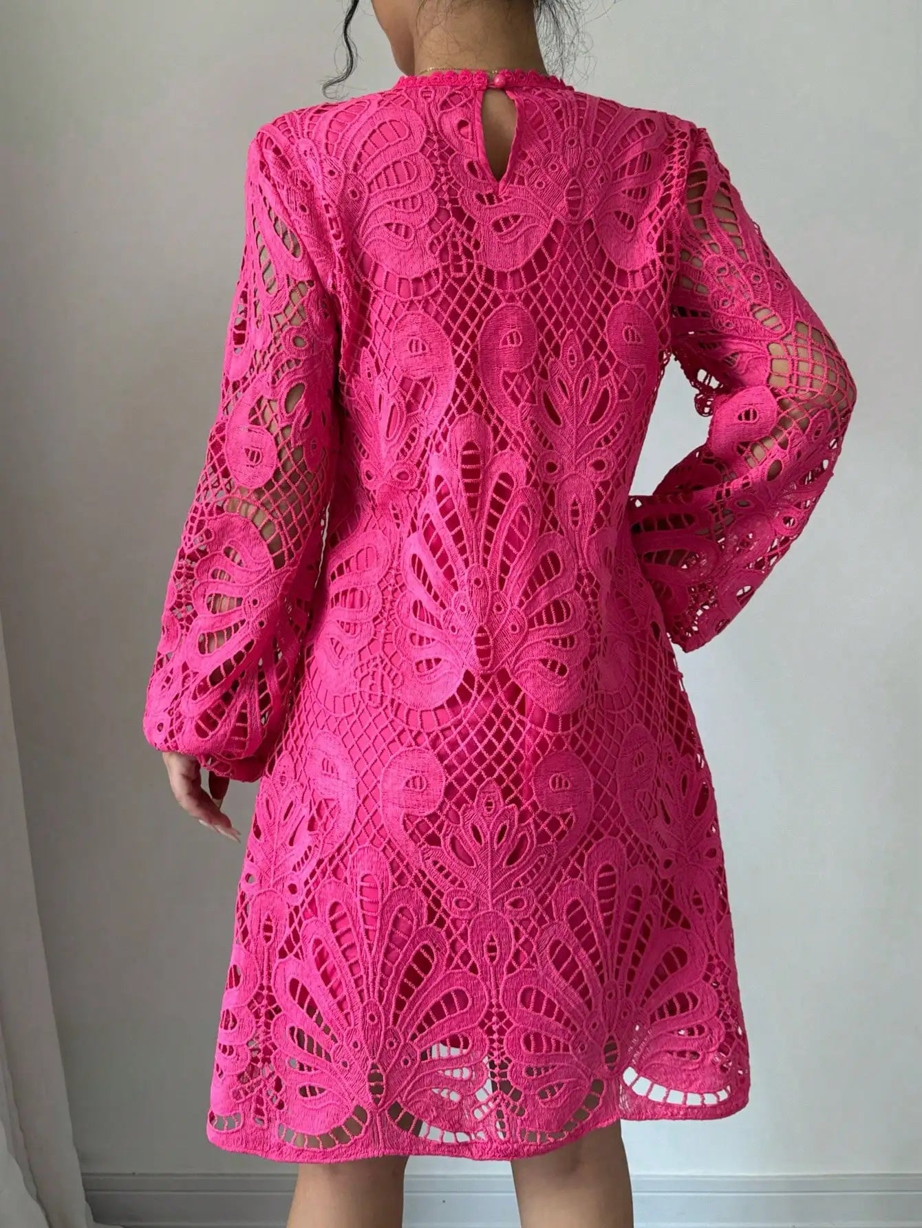 Serena Abito in Pizzo Elegante