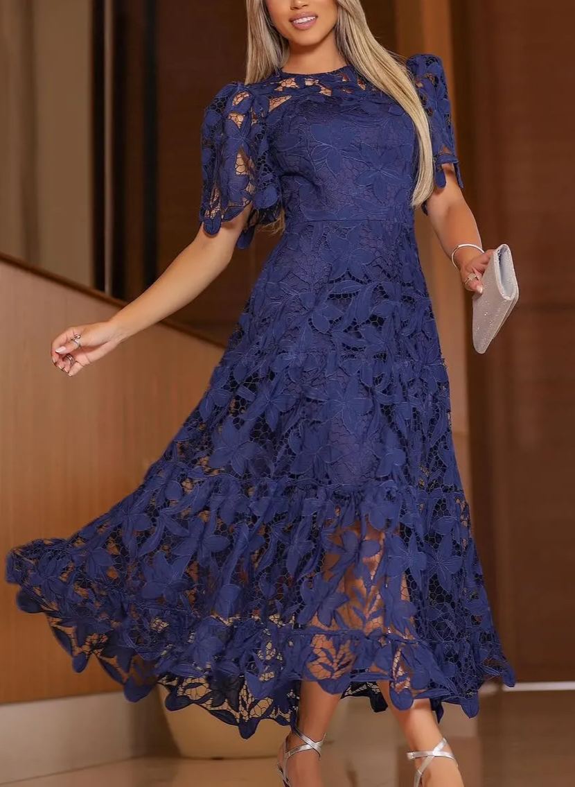Isabella Abito Midi in Pizzo Elegante